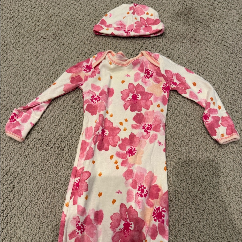 Burt’s bees baby gown and hat